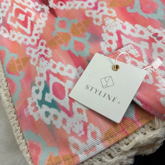 Aztec Print Tote - Picture 5 of 5